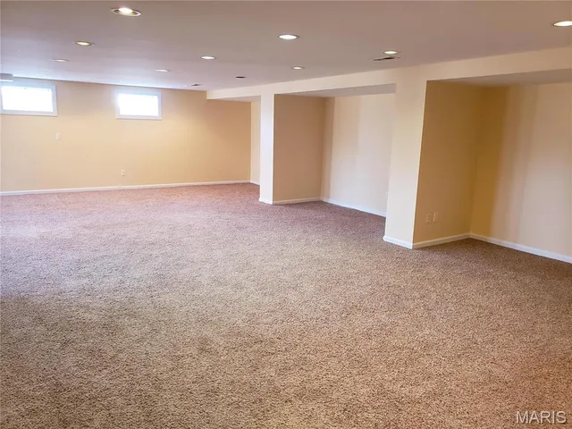 $2,750 | 803 Clayworth Drive, Ballwin, MO 63011