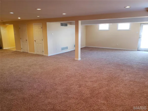 $2,625 | 803 Clayworth Drive, Ballwin, MO 63011