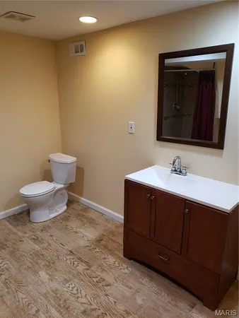 $2,625 | 803 Clayworth Drive, Ballwin, MO 63011