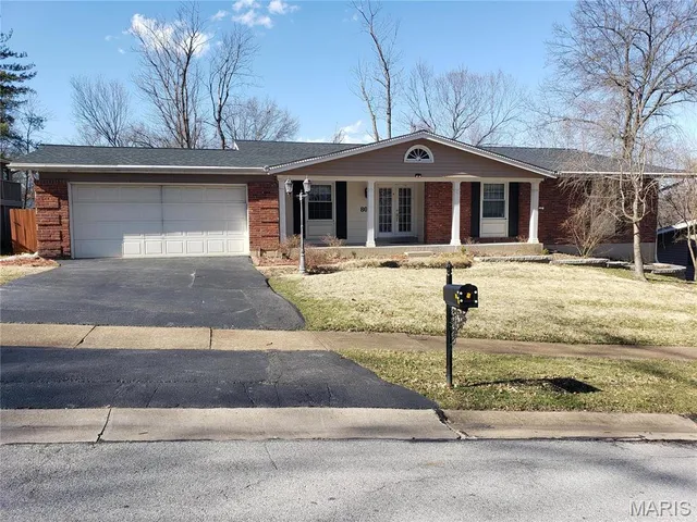 $2,750 | 803 Clayworth Drive, Ballwin, MO 63011