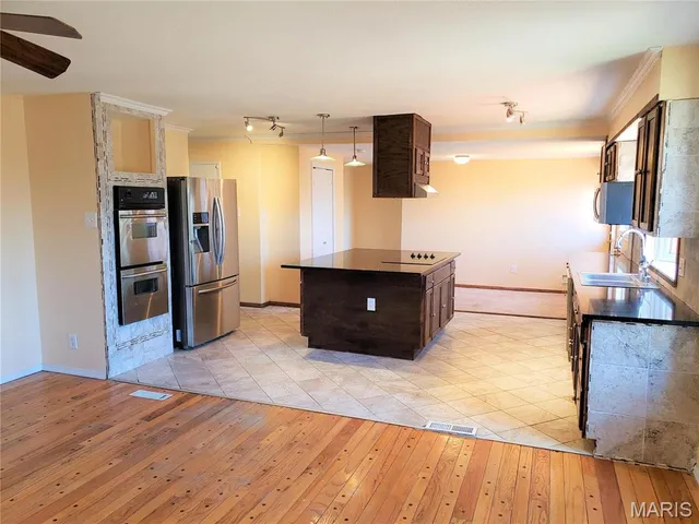 $2,750 | 803 Clayworth Drive, Ballwin, MO 63011