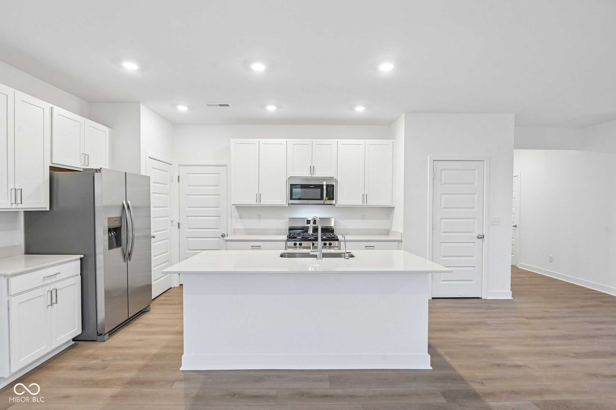 15274 Farrington Road Fishers, IN 46037 - Photo 15 of 45