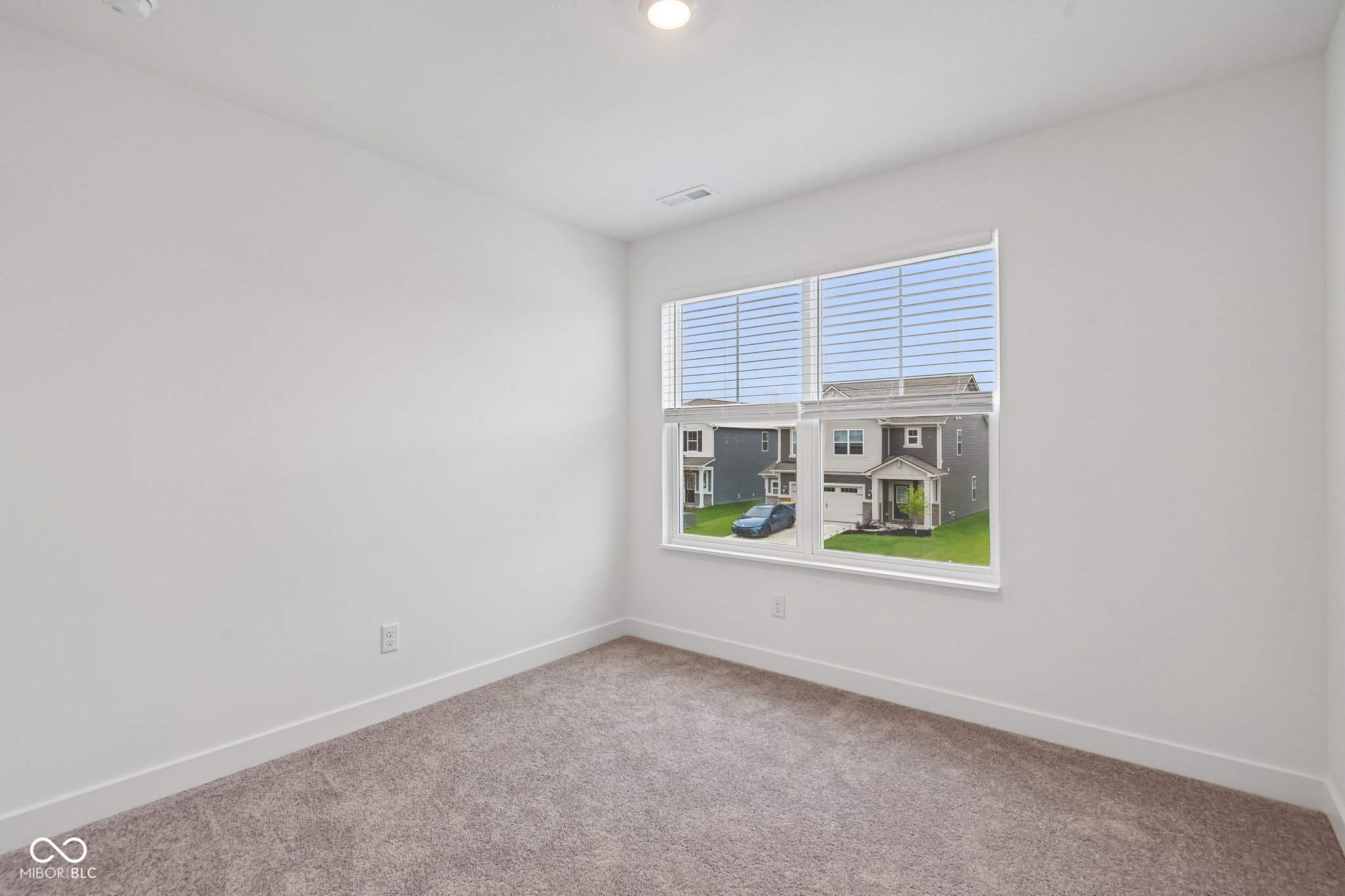 15274 Farrington Road Fishers, IN 46037 - Photo 23 of 45
