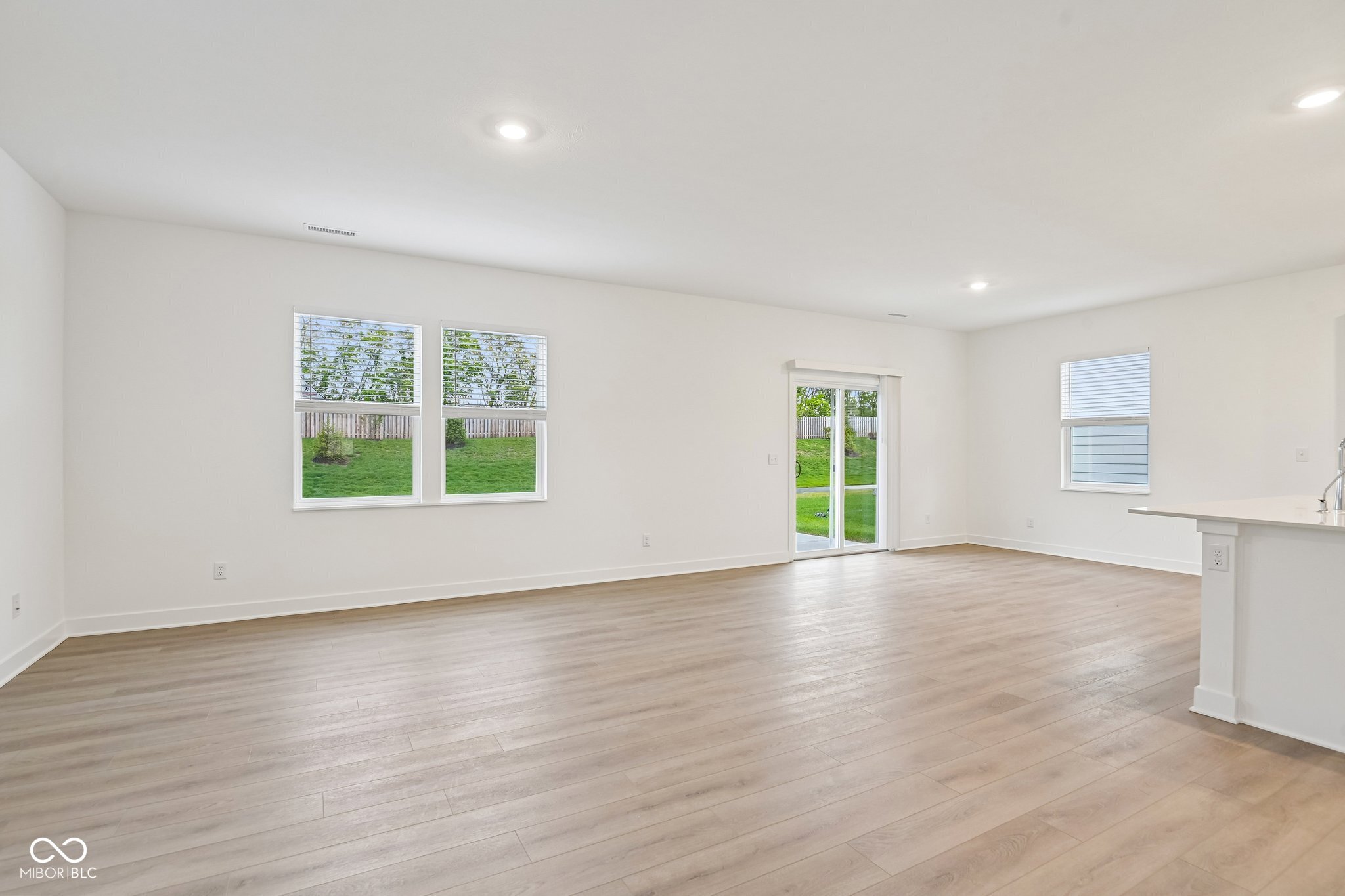 15274 Farrington Road Fishers, IN 46037 - Photo 5 of 45