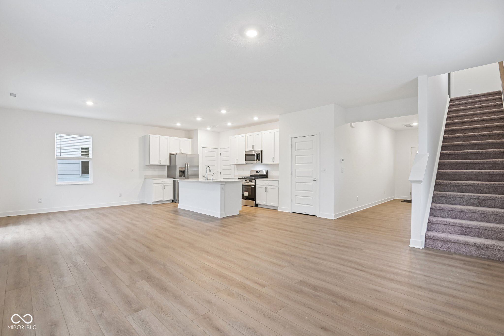 15274 Farrington Road Fishers, IN 46037 - Photo 6 of 45