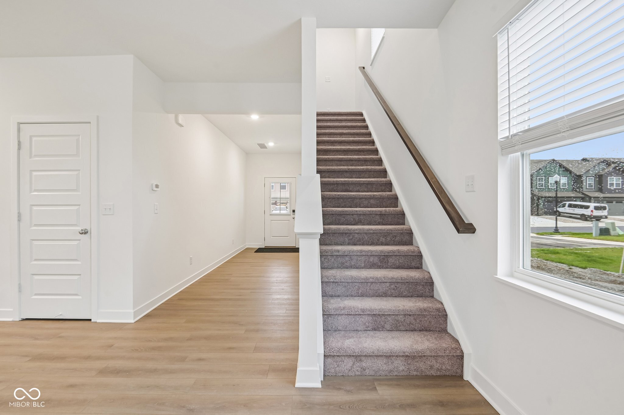 15274 Farrington Road Fishers, IN 46037 - Photo 9 of 45