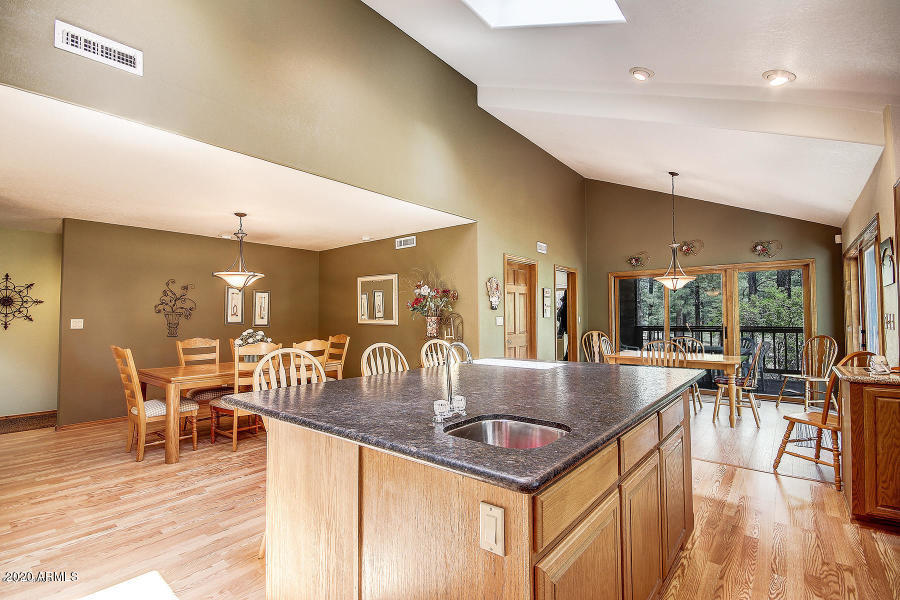 5705 Townsend-Winona Road Flagstaff, AZ 86004 - Photo 17 of 38 17
