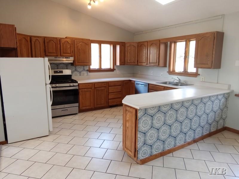 5301 Chappel Dam Road Gladwin, MI 48624 - Photo 9 of 66