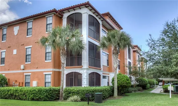 $4,400 | 8357 38th St Circle East, Unit 104, Sarasota, FL 34243