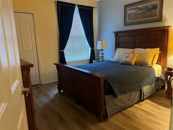 $4,400 | 8357 38th St Circle East, Unit 104, Sarasota, FL 34243