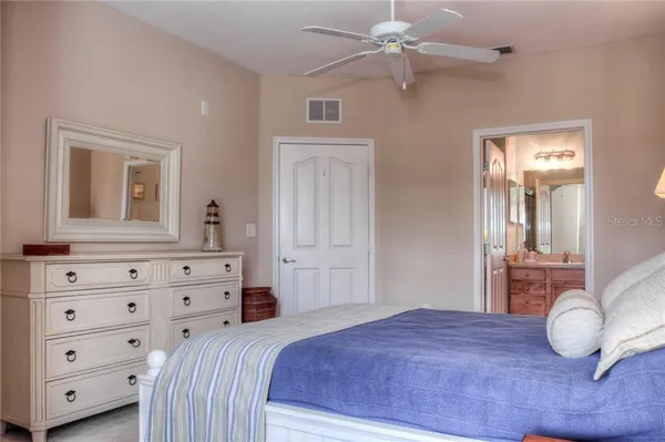 $4,400 | 8357 38th St Circle East, Unit 104, Sarasota, FL 34243