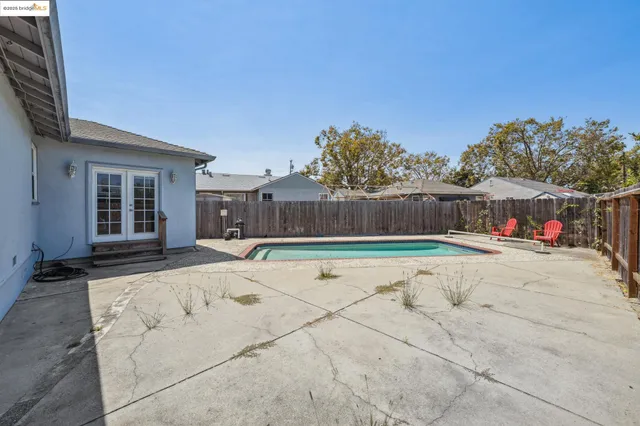 $749,999 | 17761 Via Arriba, San Lorenzo, CA 94580