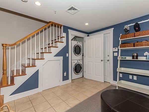 18 Decatur Street, Unit 18 Cambridge, MA 02139 - Photo 8 of 25 Gallery Image 8