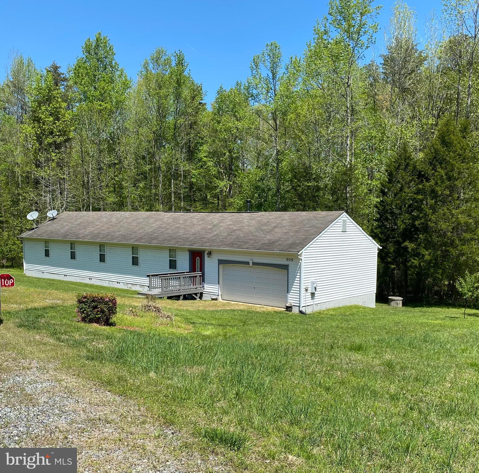 14909 Dovey Road Spotsylvania, VA 22551 - Photo 1 of 28 Gallery Image 1