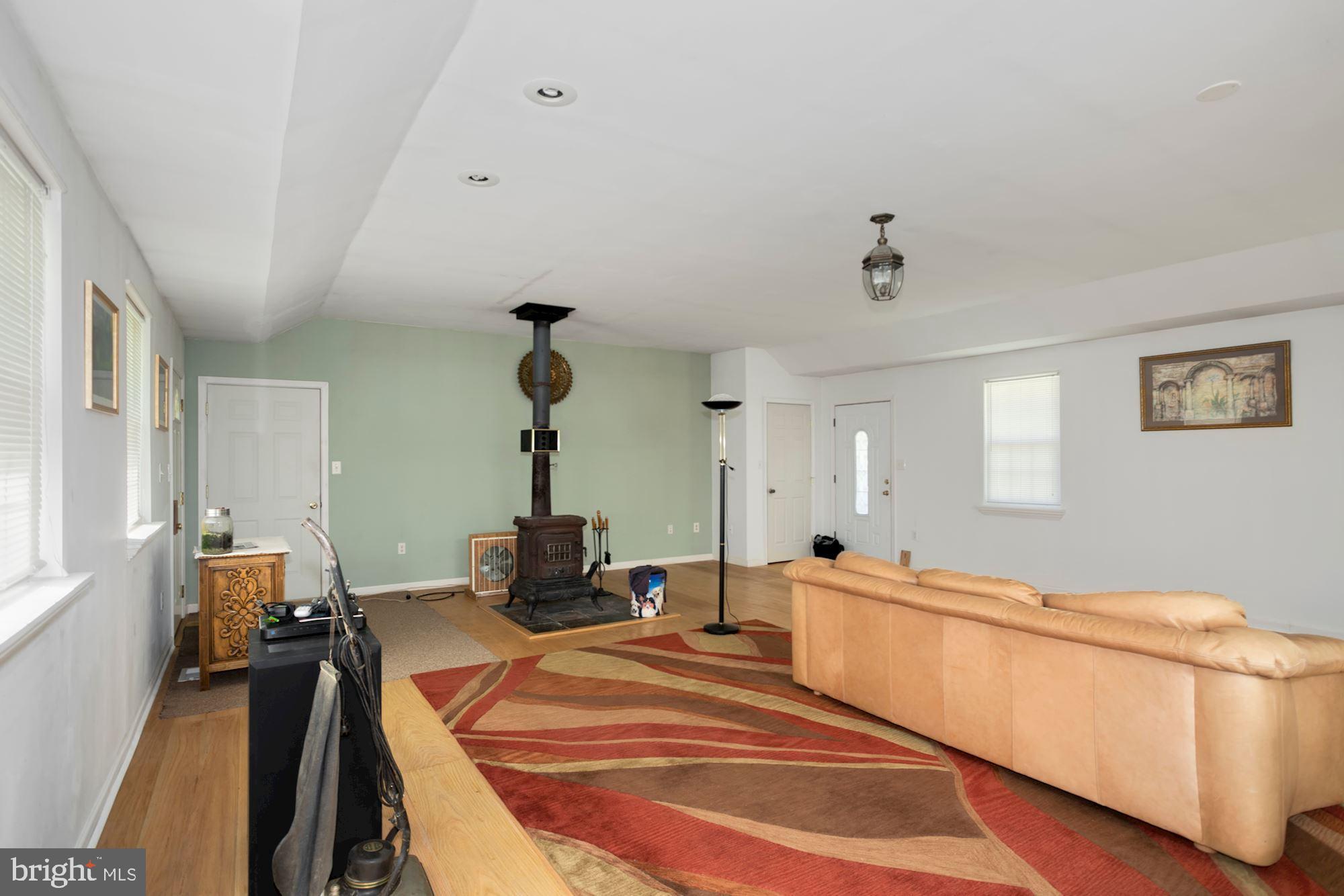 14909 Dovey Road Spotsylvania, VA 22551 - Photo 8 of 28 Gallery Image 8