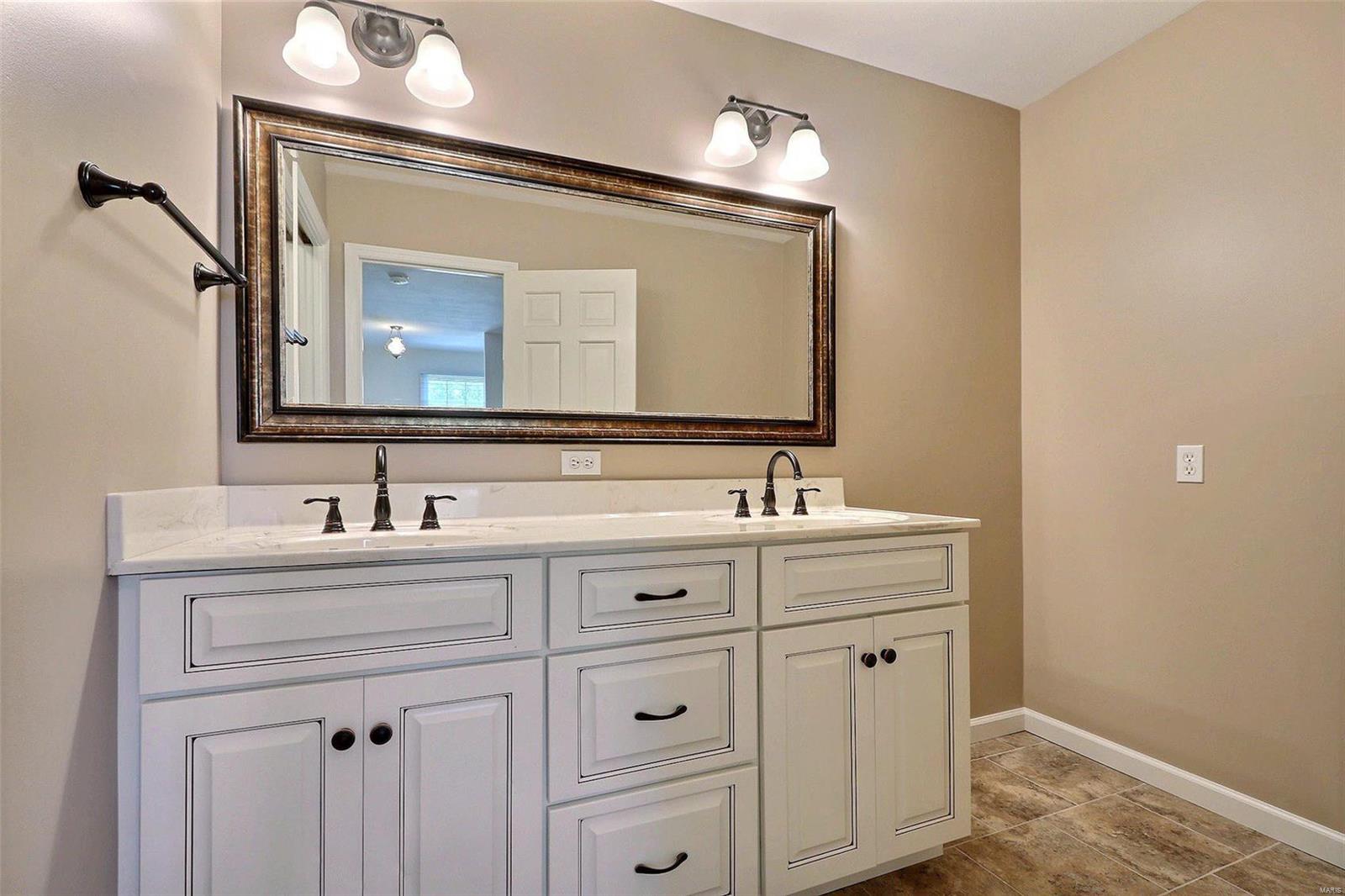 1135 Briar Patch Road Ellisville, MO 63021 - Photo 20 of 40 Gallery Image 20