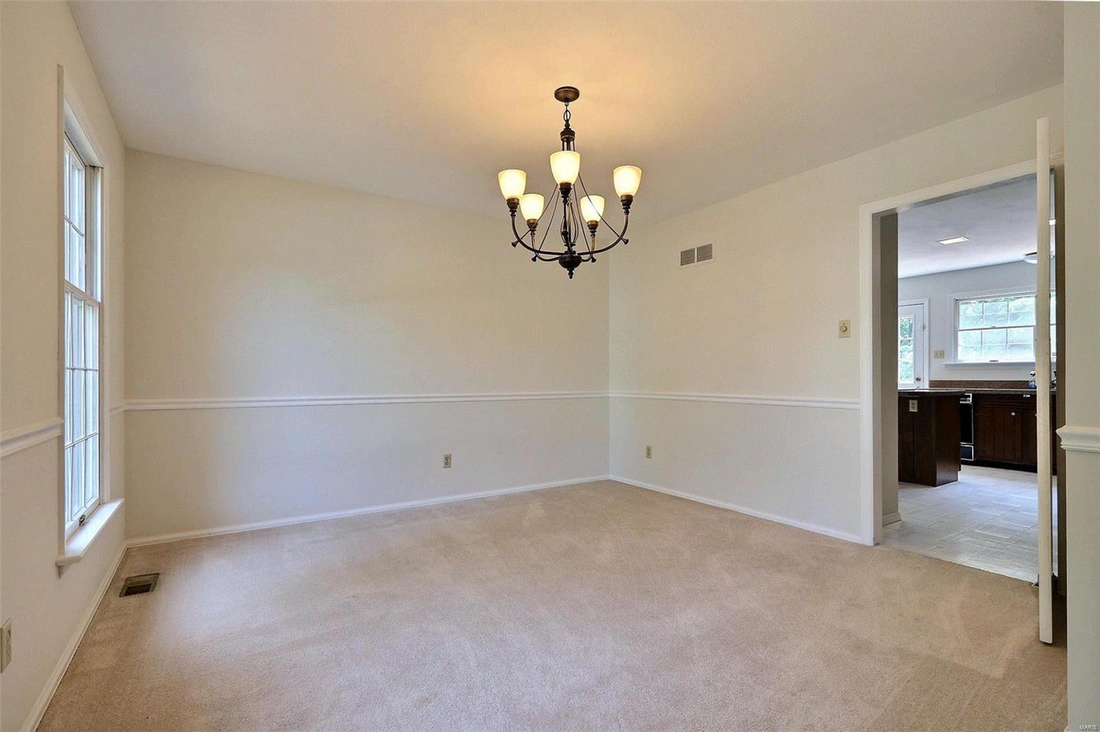 1135 Briar Patch Road Ellisville, MO 63021 - Photo 4 of 40 Gallery Image 4