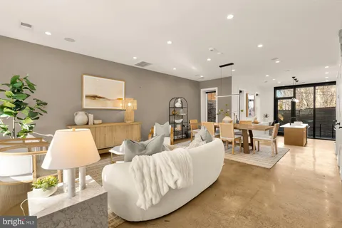 $1,799,000 | 1005 P Street Northwest, Washington, DC 20001