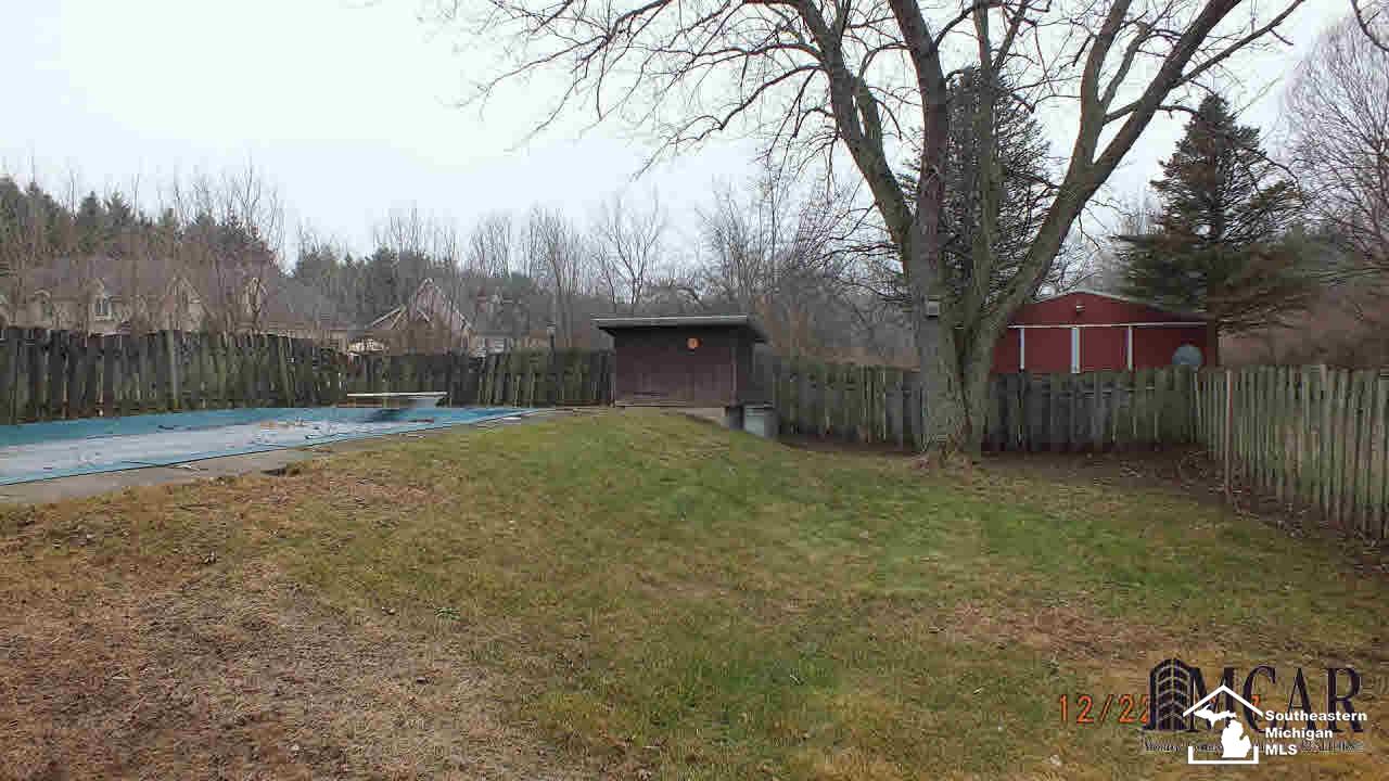 3965 School Road Temperance, MI 48182 - Photo 7 of 22
