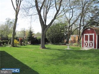 213 McIntosh Road Cherry Hill, NJ 08003 - Photo 2 of 12 Exterior Back
