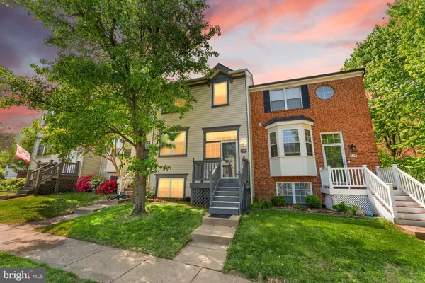 $525,000 | 104 Kirkbridge Court, Purcellville, VA 20132