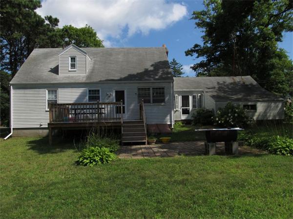 105 Dunns Pond Road Barnstable, MA 02601 - Photo 18 of 22 Gallery Image 18