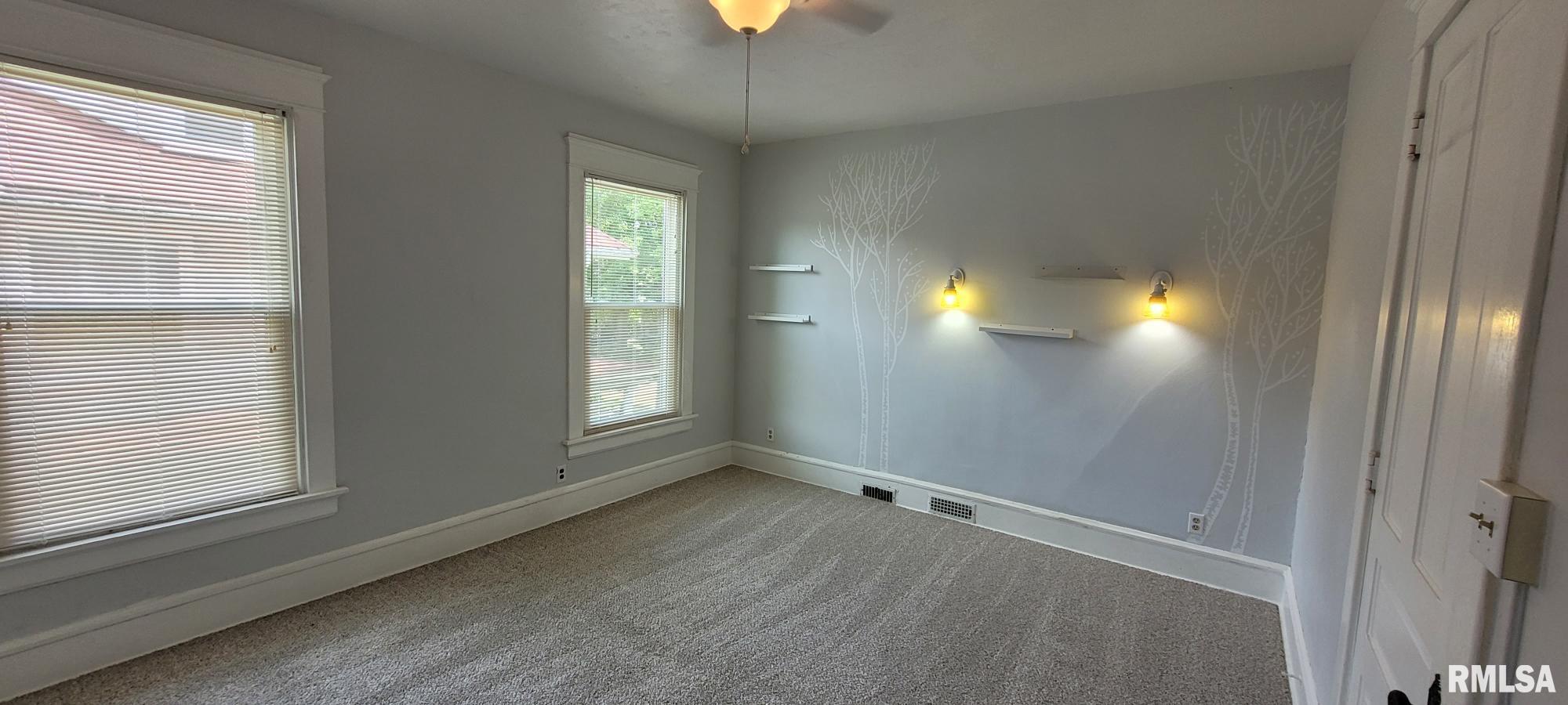 820 22nd Street Rock Island, IL 61201 - Photo 13 of 24