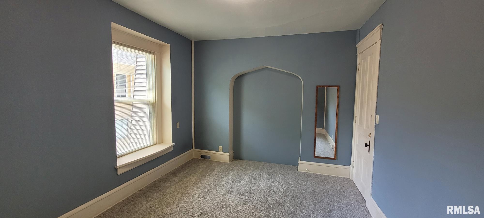 820 22nd Street Rock Island, IL 61201 - Photo 14 of 24