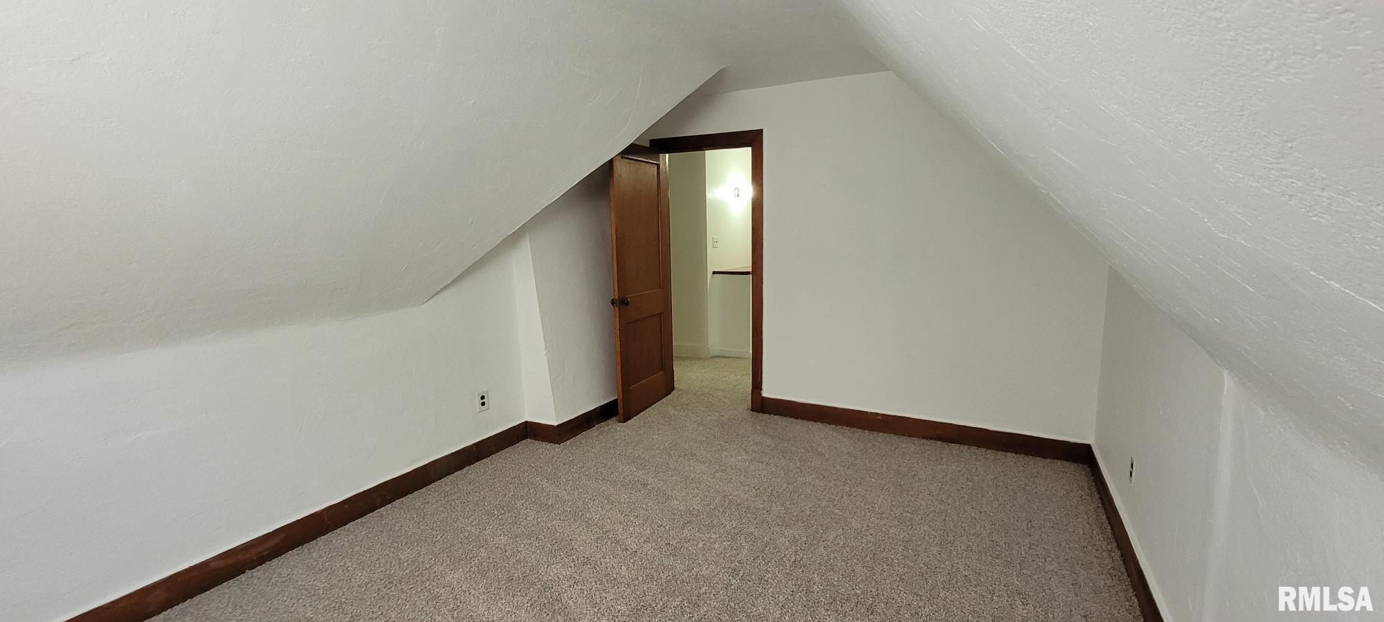 820 22nd Street Rock Island, IL 61201 - Photo 17 of 24