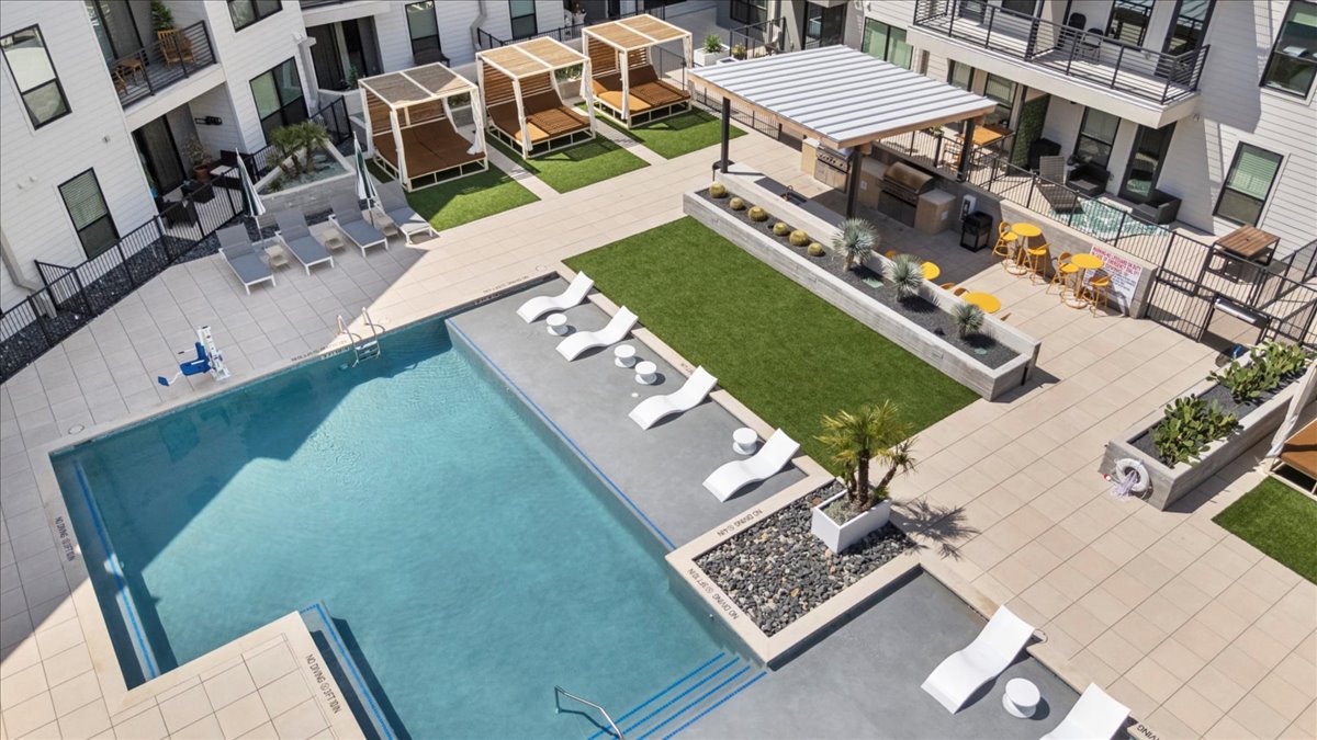 1701 Simond Avenue, Unit 636 Austin, TX 78723 - Photo 29 of 34 an aerial view of a house with a garden