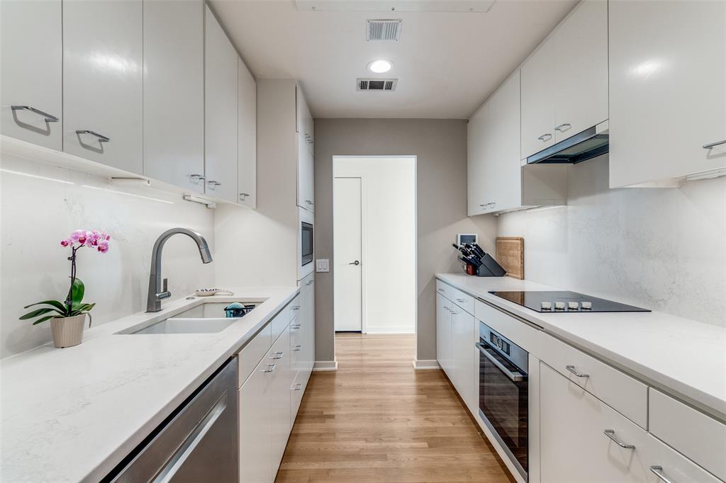 3922 Travis Street, Unit 12 Dallas, TX 75204 - Photo 8 of 25