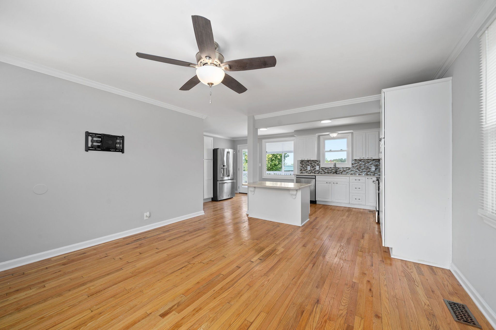 4151 Chapel Hill Road Clarksville, TN 37040 - Photo 5 of 26