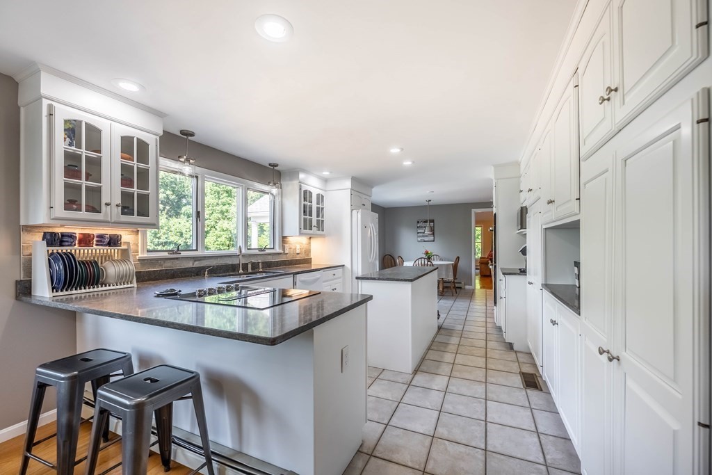 18 Reservation Road Andover, MA 01810 - Photo 8 of 41 Gallery Image 8