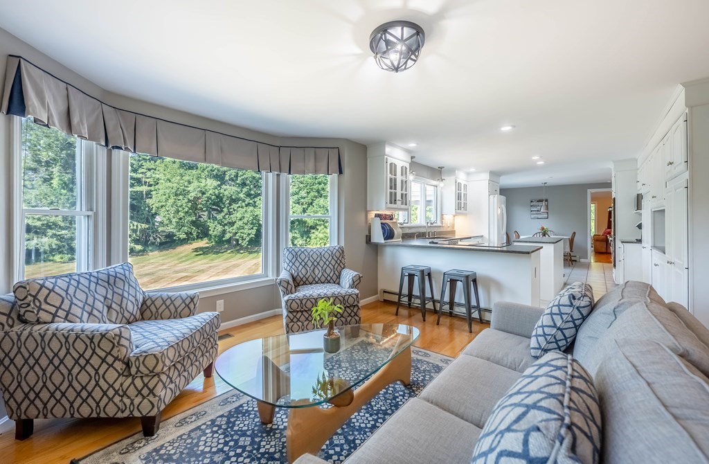 18 Reservation Road Andover, MA 01810 - Photo 9 of 41 Gallery Image 9