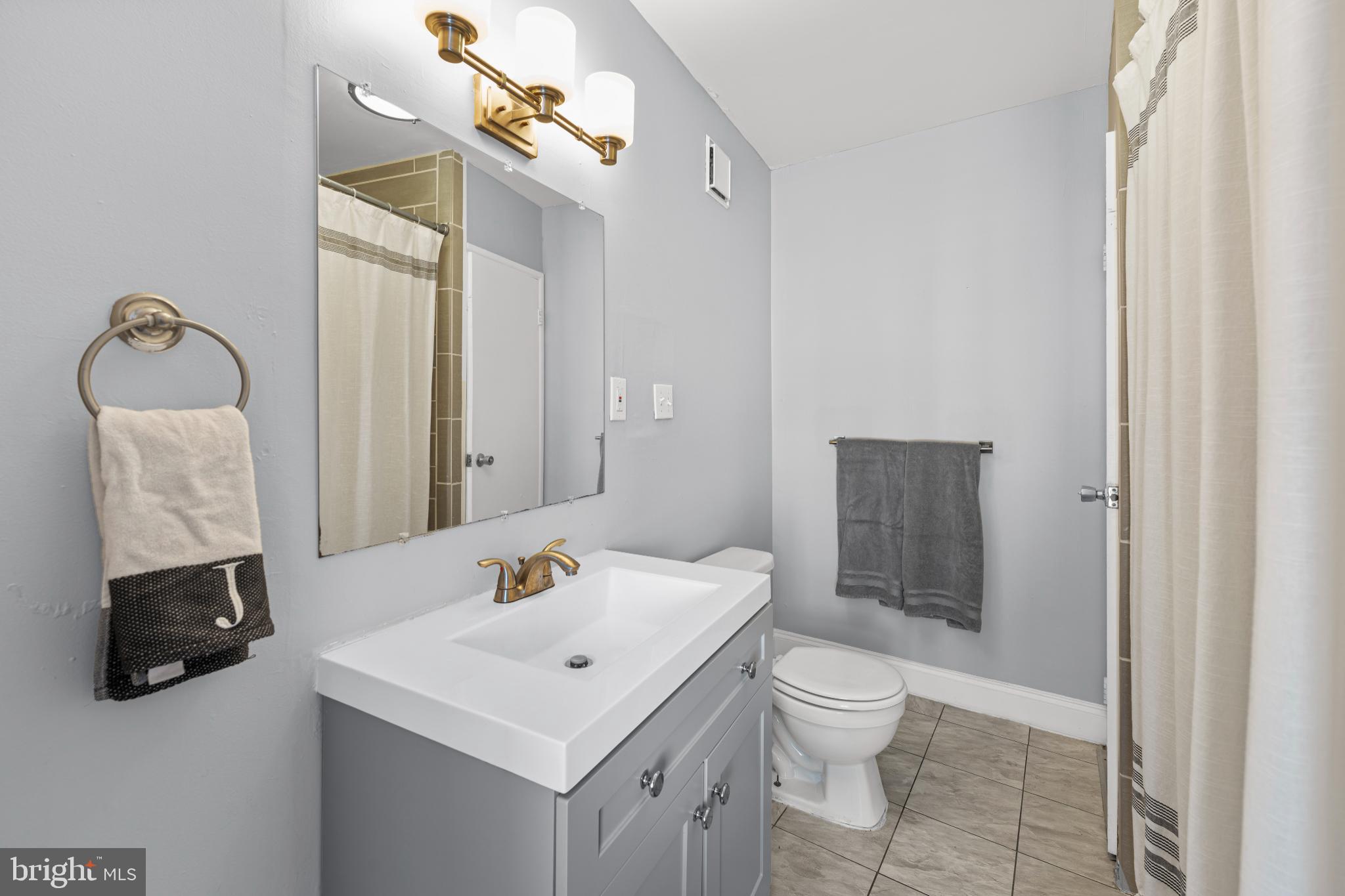 2501 East Norris Street Philadelphia, PA 19125 - Photo 19 of 25 Modern bathroom with sleek finishes.