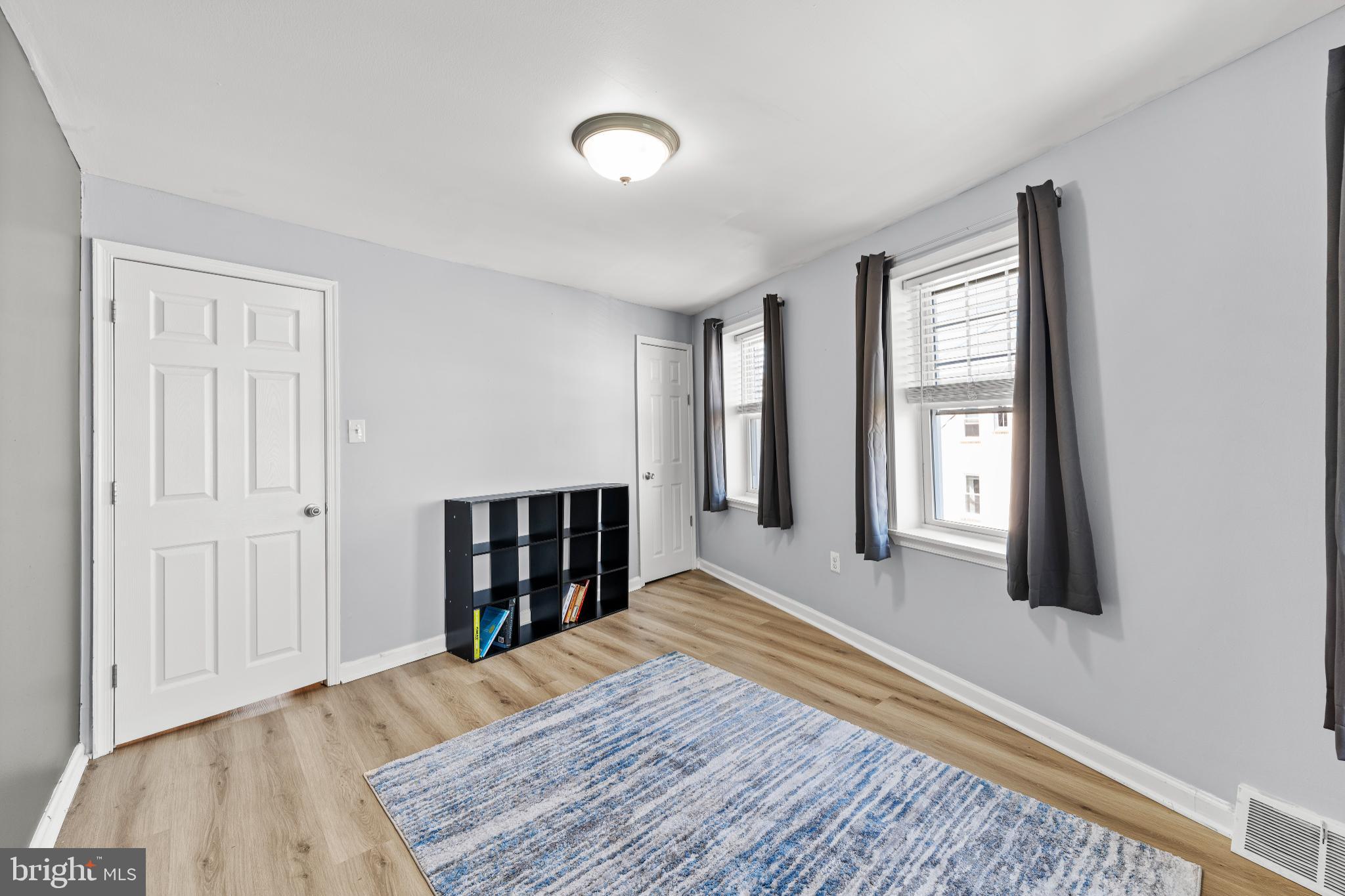 2501 East Norris Street Philadelphia, PA 19125 - Photo 20 of 25 Bright and airy room with natural light.