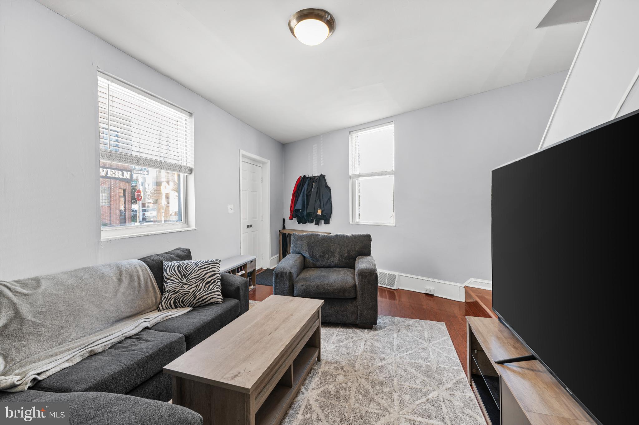 2501 East Norris Street Philadelphia, PA 19125 - Photo 4 of 25 Bright and inviting urban living space.