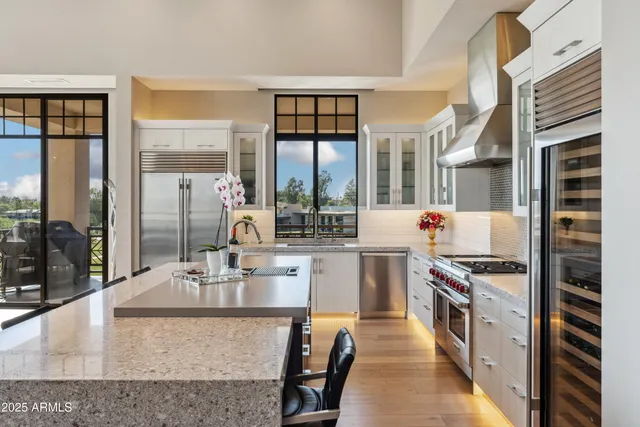 $4,890,000 | 2 Biltmore Estates Drive, Unit 309, Phoenix, AZ 85016