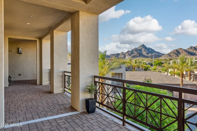 $4,890,000 | 2 Biltmore Estates Drive, Unit 309, Phoenix, AZ 85016