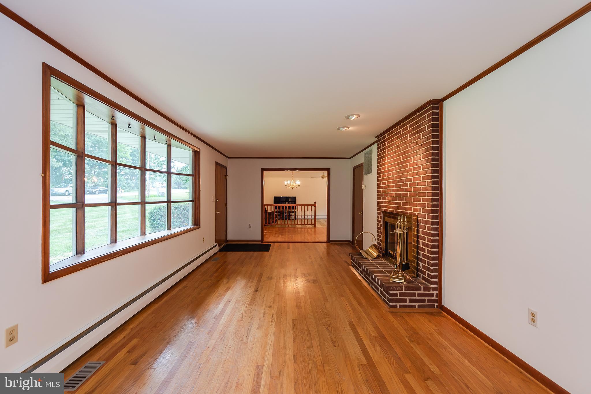 3901 St Paul Road Hampstead, MD 21074 - Photo 2 of 30 Living Room