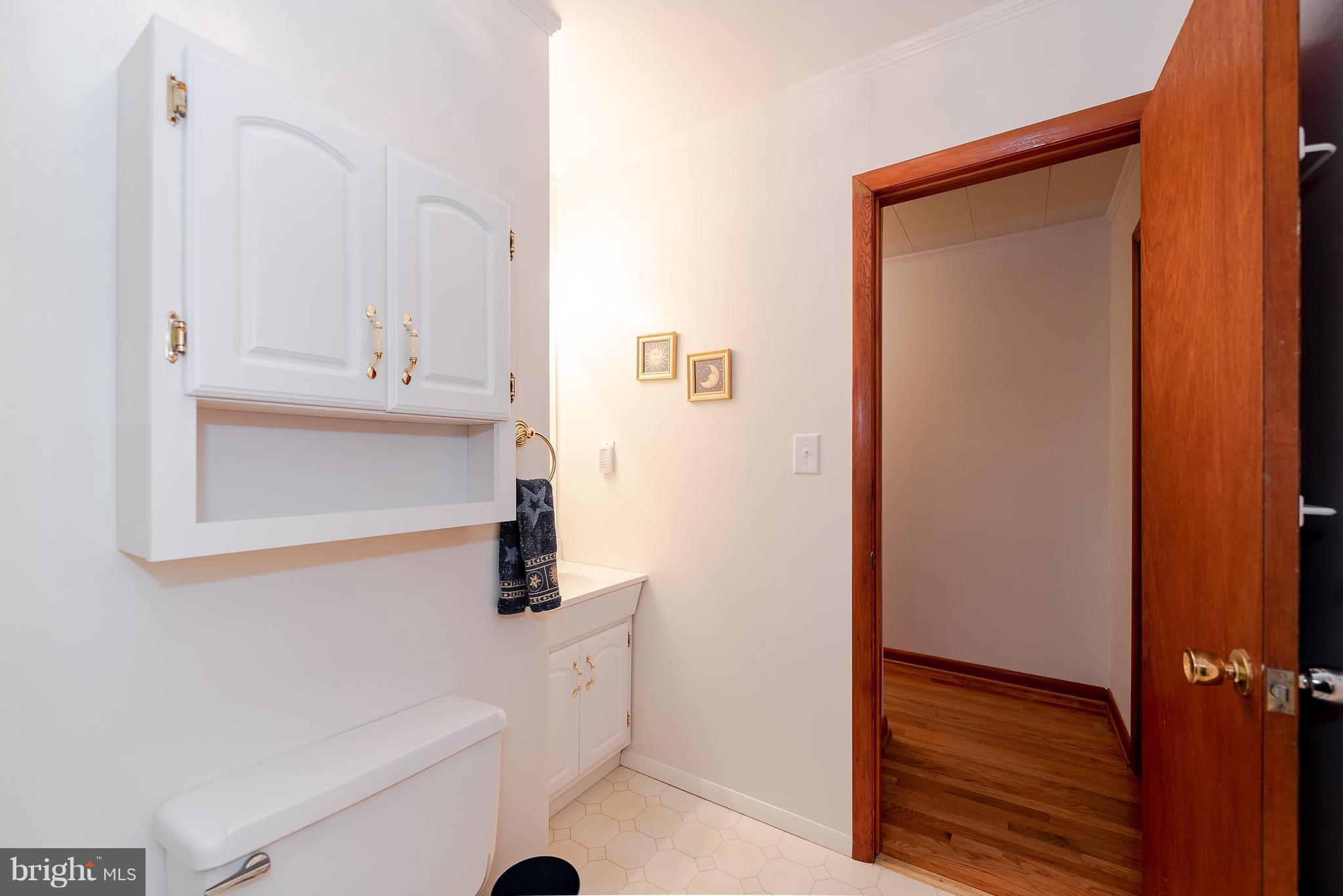 3901 St Paul Road Hampstead, MD 21074 - Photo 19 of 30 Hall Bath