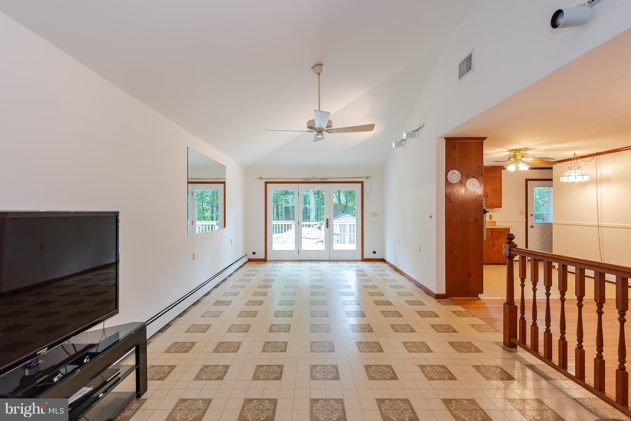 3901 St Paul Road Hampstead, MD 21074 - Photo 20 of 30 Family Room