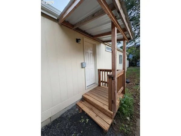 $325,000 | 1524 South 8th Street, Cottage Grove, OR 97424
