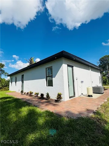 $329,900 | 582 Eisenhower Boulevard, Lehigh Acres, FL 33974