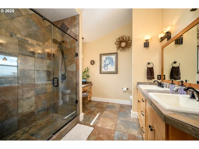 $1,469,000 | 15000 Blacktail Drive, McMinnville, OR 97128