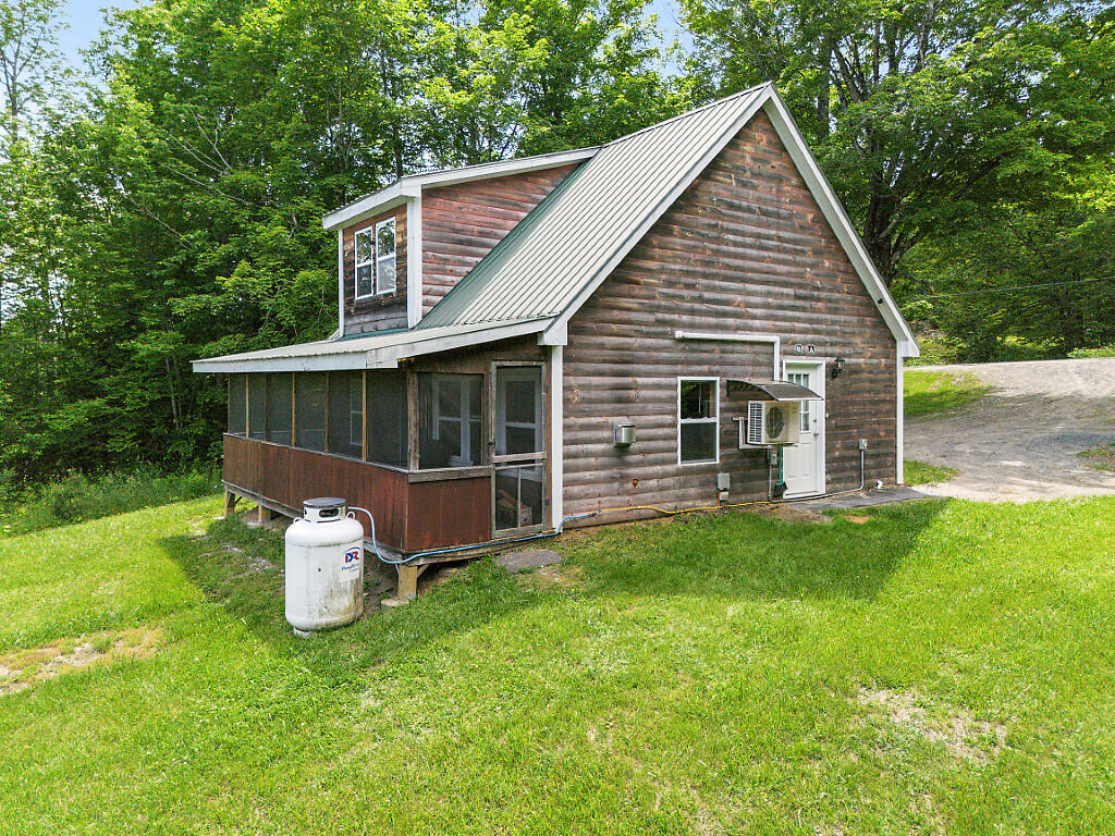 325 Molunkus Road Cornville, ME 04976 - Photo 2 of 44 Entrance