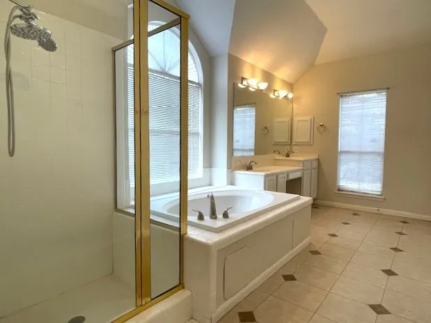 $2,500 | 1815 Rustic Oak Lane, Pasadena, TX 77586