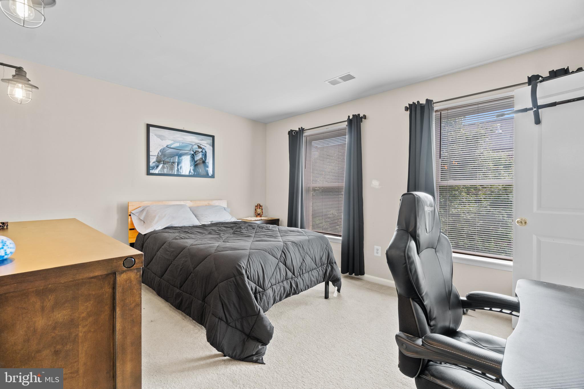 7657 President Street Fulton, MD 20759 - Photo 34 of 43 UPPER LEVEL2 BEDROOM