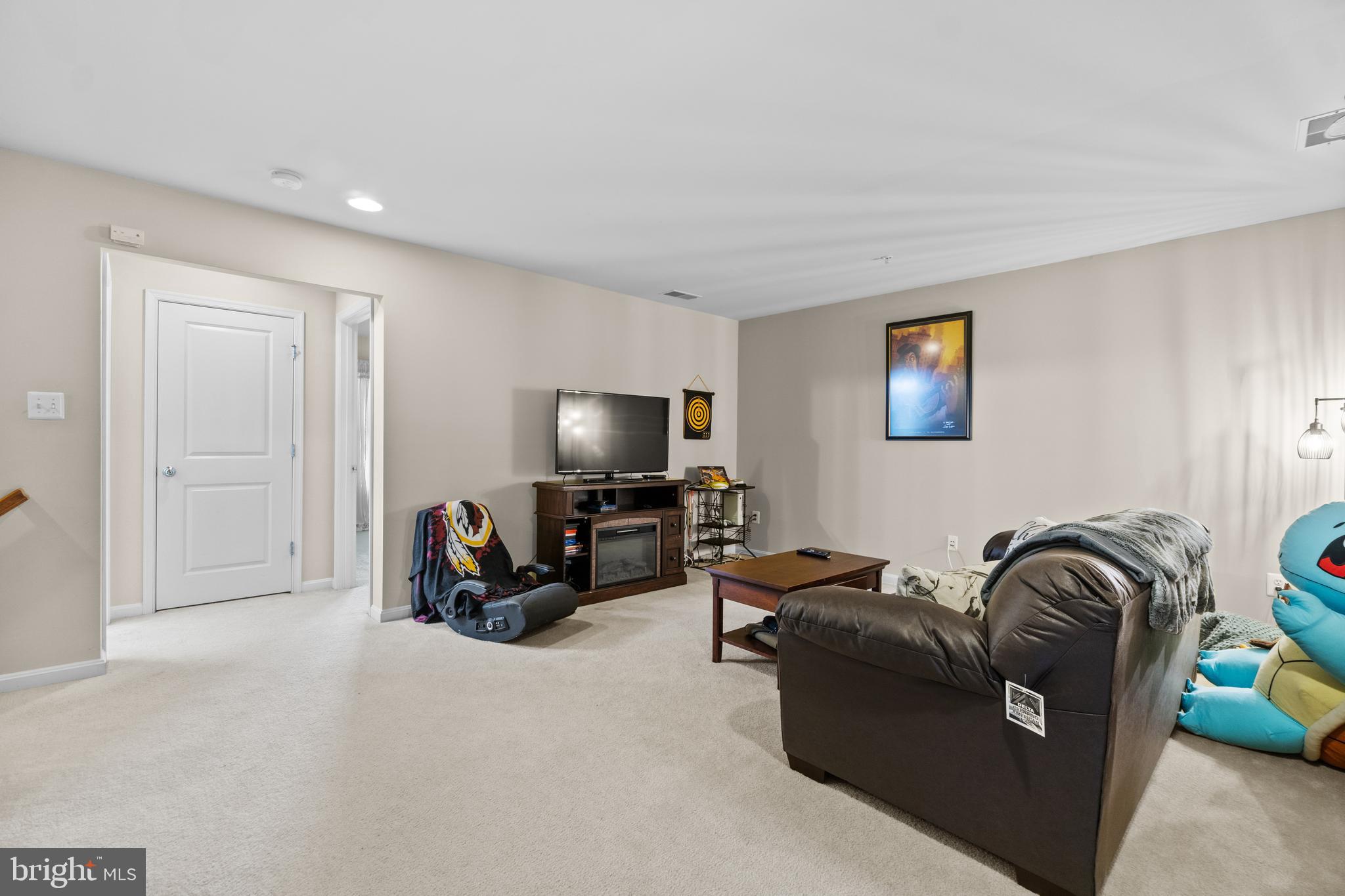 7657 President Street Fulton, MD 20759 - Photo 38 of 43 UPPER LEVEL 2 LOFT