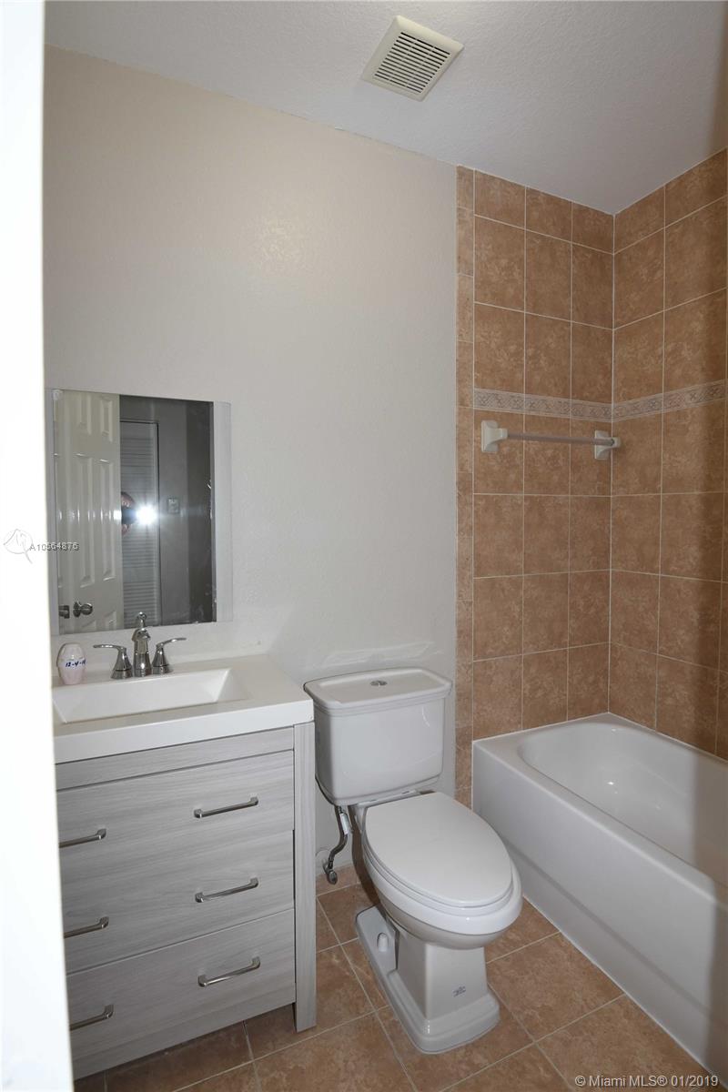 2364 Southwest 147 Path Miami, FL 33185 - Photo 21 of 28 Gallery Image 21